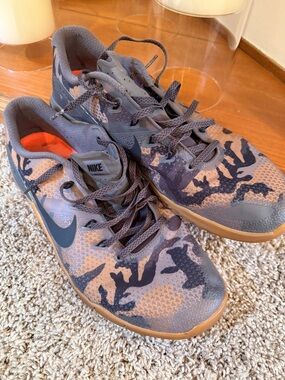 Nike Men’s Camouflage Training Shoes - Gray/Brown
